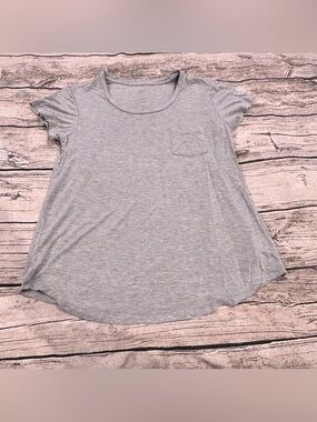 Kindred Bravely Gray Women's Short Sleeve Pocket Nursing Tee Double Layer Size S